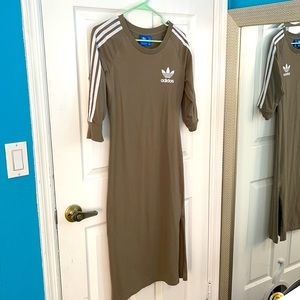 Amazing Adidas Dress size Small